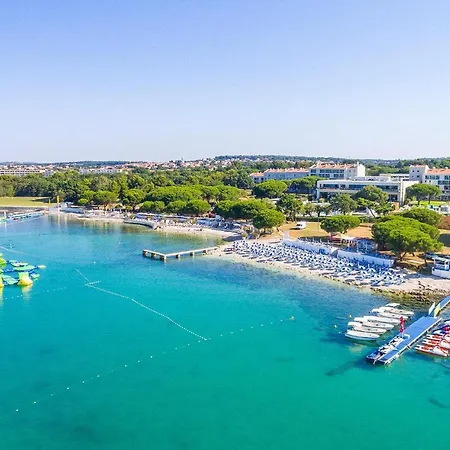 Beautiful In With Swimming Pool Μεντουλίν