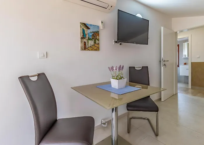 Appartement Awesome In With Wifi *