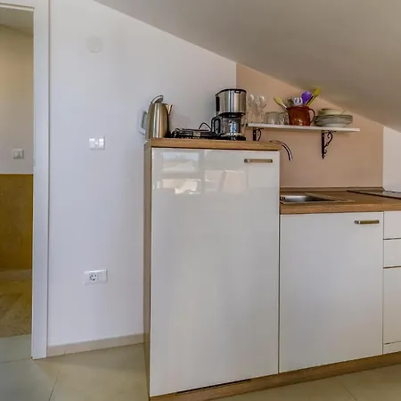 Awesome In With Wifi Lägenhet *